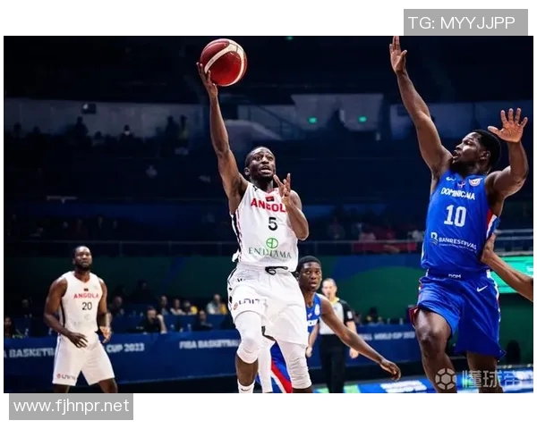 2008年北京奥运会男篮小组赛中国队对阵安哥拉的精彩瞬间回顾
